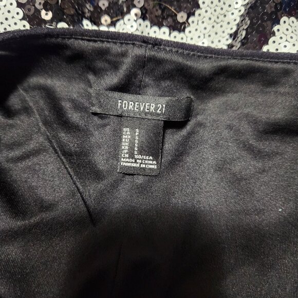 Forever 21 Patterned Sequin Skirt White/Black Size Small - Picture 5 of 5